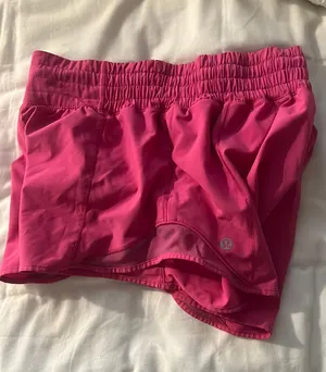 Size 4 Lululemon hotty hot shorts 2.5” pink thumbnail 2