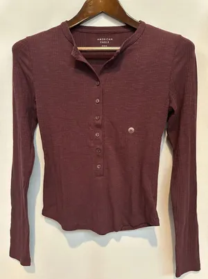 Women’s American Eagle Maroon Long Sleeve Top Size M thumbnail 1