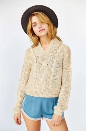 URBAN Outfitters BDG chunky fisherman’s cabled sweater size large thumbnail 1