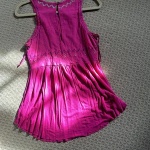 Free People top lined to waist beaded detail hot pink S thumbnail 3