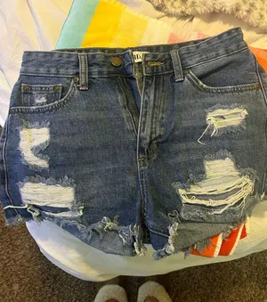 Denim Shorts Size M thumbnail 2