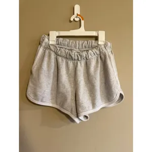 Victoria's Secret PINK Gray Fleece Dolphin Lounge Shorts Logo Back Size Medium thumbnail 2