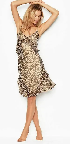 [Victoria's Secret] Leopard Print Ruffle Hem Slip Dress V-Neck Y2K Size Medium M thumbnail 1