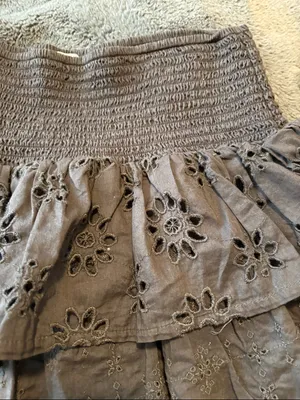 EUC American Eagle Outfitters Dark Gray Eyelet Ruffle Tiered Mini Skirt Size M thumbnail 3