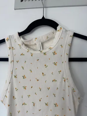 SKIMS Sleeveless White Dress with Gold Dot Pattern thumbnail 8