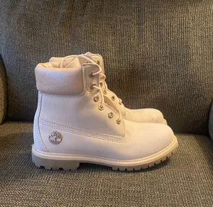 Timberland Pink Boots thumbnail 2
