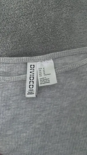 H&M Ribbed gray top thumbnail 3