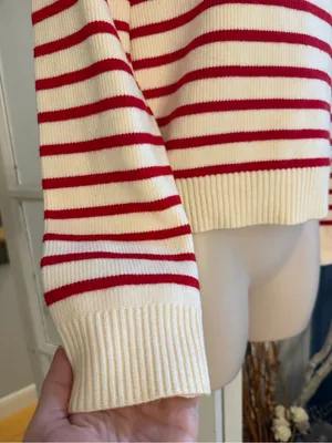 ✨NWOT VICI J’adore Striped Sweater XS✨ thumbnail 2