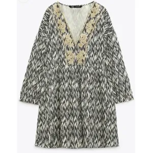 Zara Mini Dress Womens Medium‎ Black White Boho Embroidered V-Neck Ikat Babydoll thumbnail 2