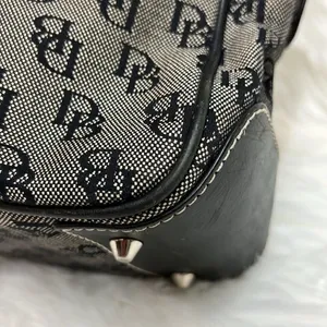 Dooney‎ & Bourke Signature Series Hand Bag/Purse B95 thumbnail 2