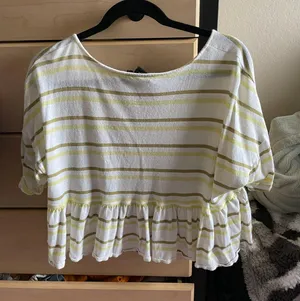 Urban Outfitters Flowy Top thumbnail 8