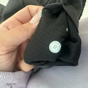 Lululemon Athletica Black Jogger Pants thumbnail 4