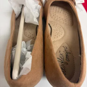 Dexflex Comfort Women's Klara Tan Suede Wedge Heels thumbnail 6
