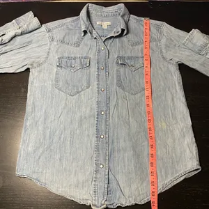 Women's Light Blue Button Down Denim Shirt Size XS thumbnail 4