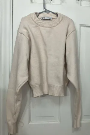 Women’s ZARA Long Sleeve knit sweater crewneck thumbnail 1
