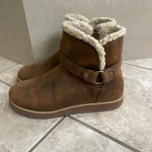 Skechers Keepsakes Sz 8Brown Faux Leather Faux Fur Lined Winter‎ Boots Women's thumbnail 3