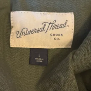 Universal Threads olive utility jacket thumbnail 4