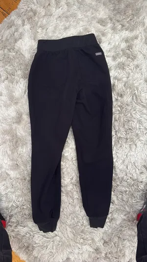 FIGS Scrub Pants thumbnail 5