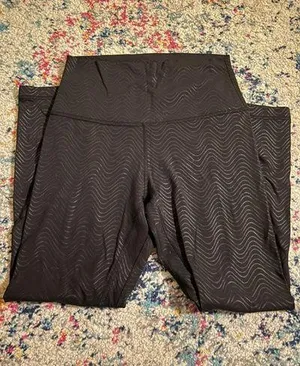Lululemon Align Legging 23” size 6 aqueous emboss thumbnail 2