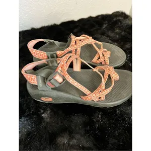 Chacos Women's ZX/2 Classic Sandals Size 8 Dagger Black Pink Orange Melon thumbnail 5