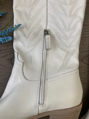 DV by Dolce Vita SHIREN BOOTS thumbnail 3