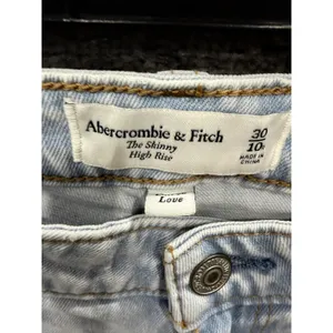 Abercrombie & Fitch Womens Jeans 30 10R Light Wash Curve Love Seam Split Hem thumbnail 4