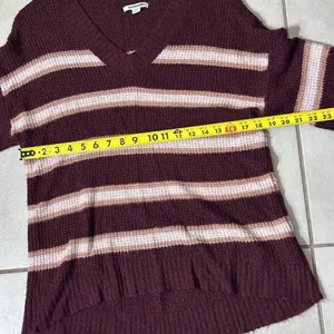 American Eagle Women‎ Burgundy Stripes Knit Pullover Sweater size Small thumbnail 9