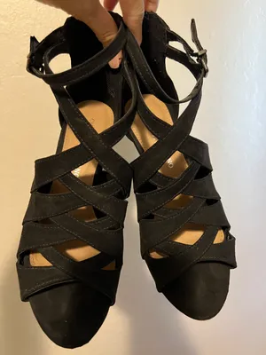 Heels Size 6 thumbnail 5