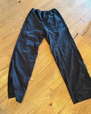 lululemon athletica Women's Black Track‎ Joggers XL thumbnail 1