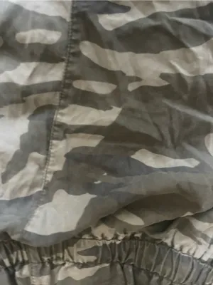 Express Camo Elastic-Waist Button-Front Shorts thumbnail 4