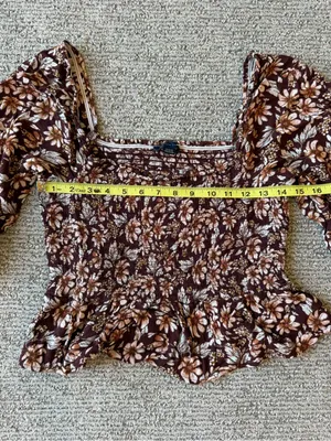 American Eagle Outfitters Brown Floral Smocked Festival‎ Peasant Crop Top Size M thumbnail 6