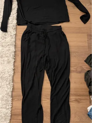 Black Sweatsuit Set thumbnail 3