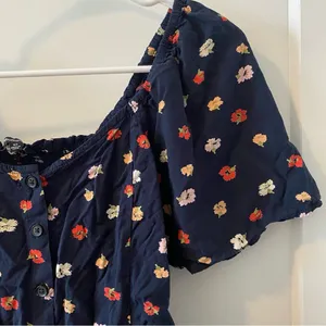 Madewell Navy‎ Floral Blouse thumbnail 2