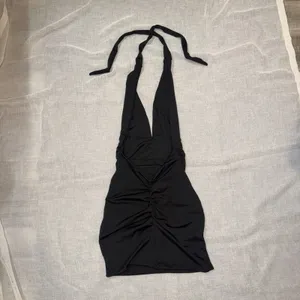 SHEIN Small Black Halter Deep V Neck Ruched Bodycon Formal Dress Open Back NWOT thumbnail 3