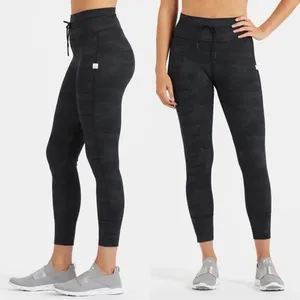 Vuori Daily Leggings Camo Black Women’s thumbnail 2