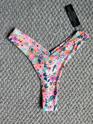 ONEONE Swimwear Bikini Bottoms thumbnail 1