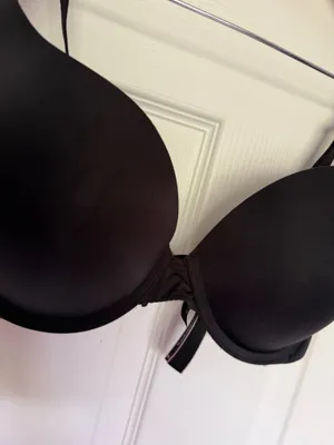 34D Victoria's Secret Push-Up thumbnail 2