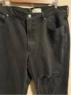 Abercrombie & Fitch High Rise '90s Relaxed Jean Black Fray Destroy Size 32 (14R) thumbnail 5