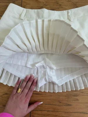 SheIn White Skirt thumbnail 2