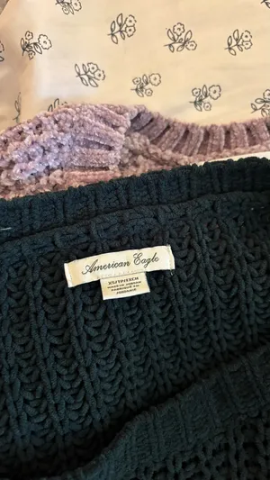 American Eagle Knitted Sweater  thumbnail 2