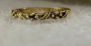 Beautiful Vintage-Style Gold Filigree Wedding Band Piece thumbnail 1