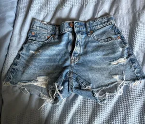 American Eagle Shorts thumbnail 1