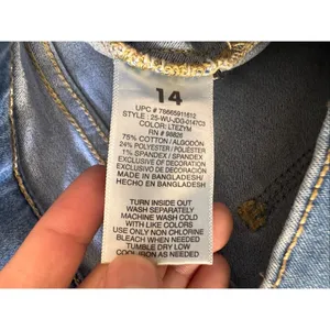Jordache High Waisted Denim Shorts Womens Size 14 Medium Wash 3-Button Cuffed He thumbnail 5