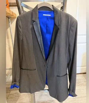 Beautiful T Tahari Blazer thumbnail 1
