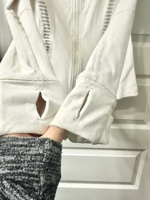 Lululemon Jacket. Ladies 10 thumbnail 4