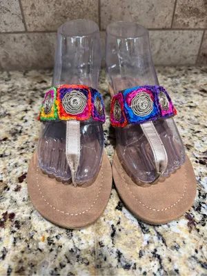 Amanda Blu Size 6 Embroidered Colorful Flip‎ Flop Flat Open Toe Sandals thumbnail 2