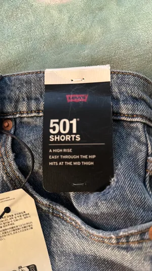 Levi’s 501 Shorts Denim High-Rise thumbnail 2