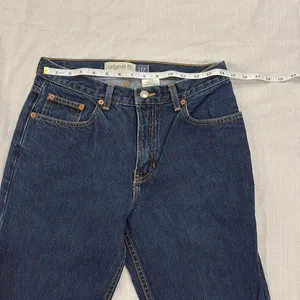 Vintage GAP Original Fit Taper Leg Jeans thumbnail 4