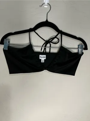 Sun-Deh Aritzia Cora Black Halter Summer Going Out Retro Crop Top thumbnail 2