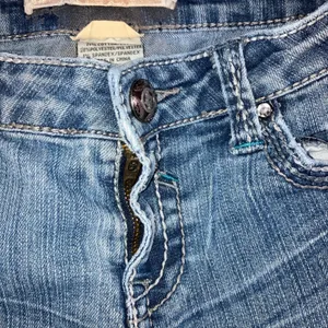Hydraulic Y2K Bootcut Jeans 8 30x31 Low Rise Fleur De Lis Embellished McBling thumbnail 8